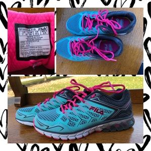 Women’s Pink & Blue Coolmax Tennis Shoes